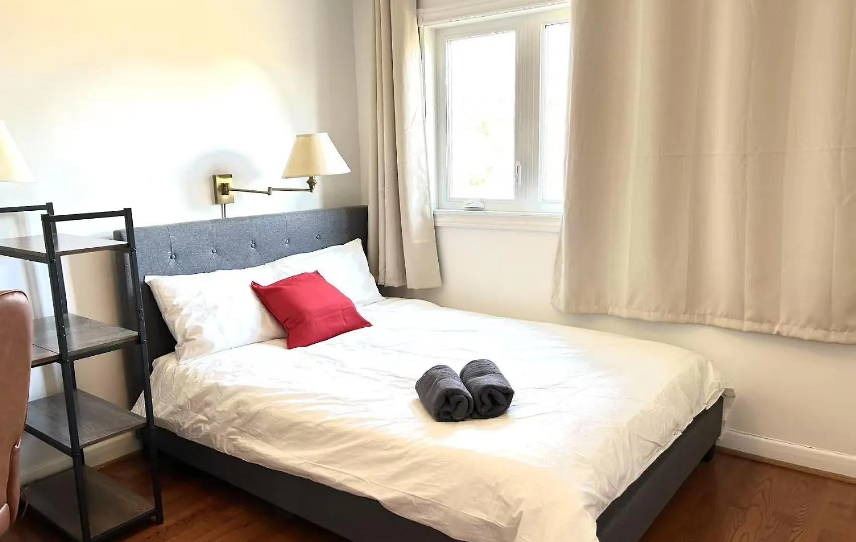 Scarborough Cozy Stay With Double Bed Free Parking Near Stores And Transit Toronto Canada