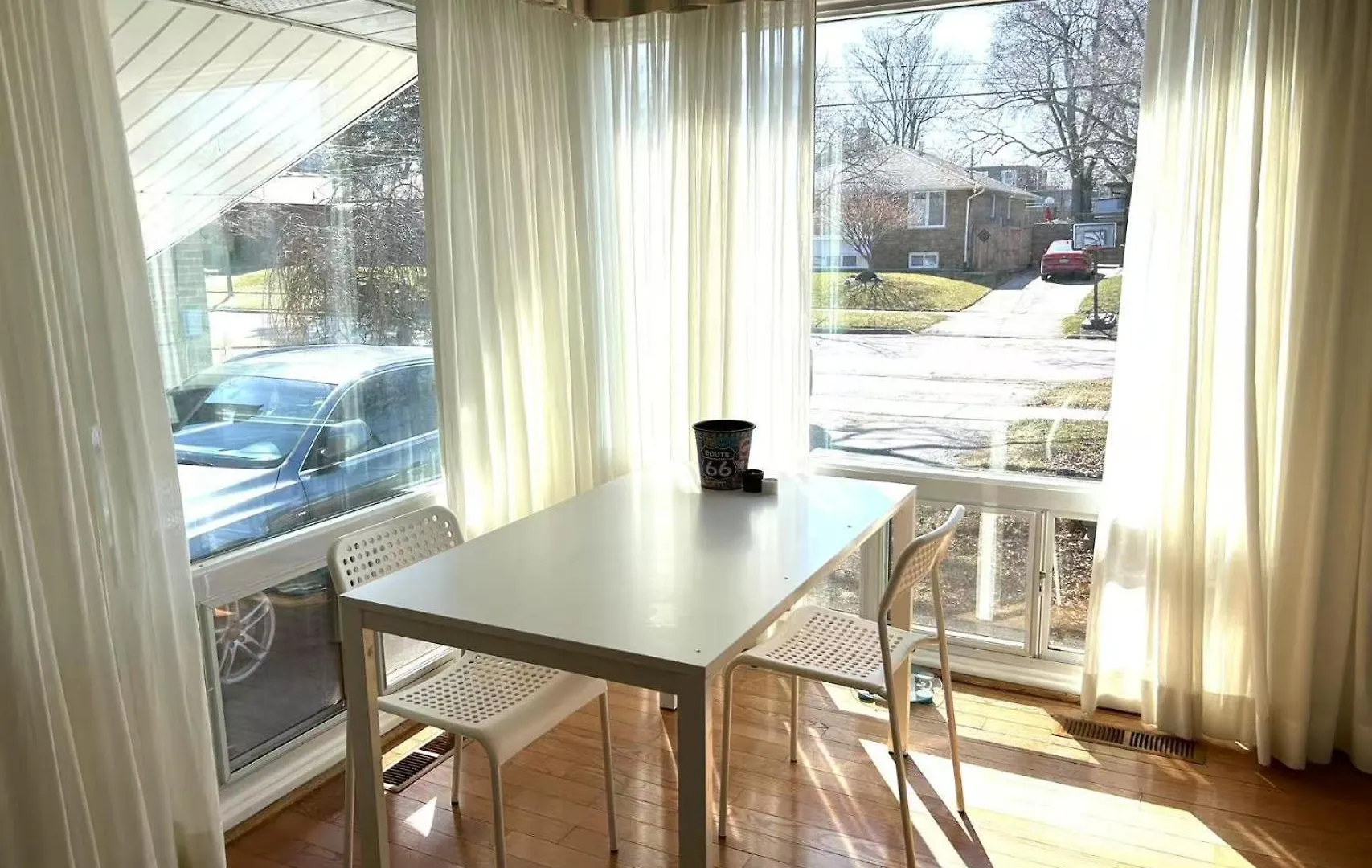 Guest house Scarborough Cozy Stay With Double Bed Free Parking Near Stores And Transit Toronto